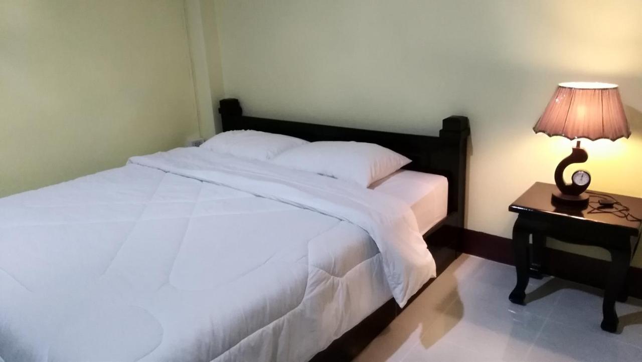 Apartment Thidathip Вьентьян Экстерьер фото