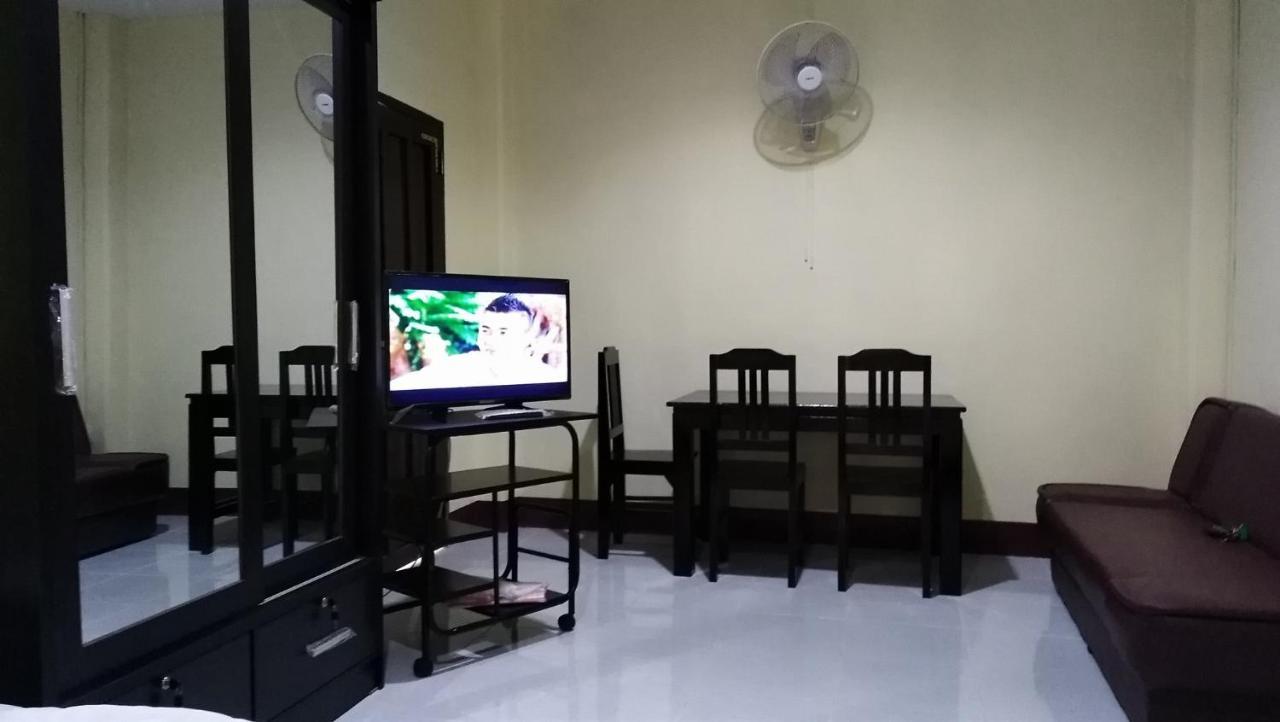 Apartment Thidathip Вьентьян Экстерьер фото